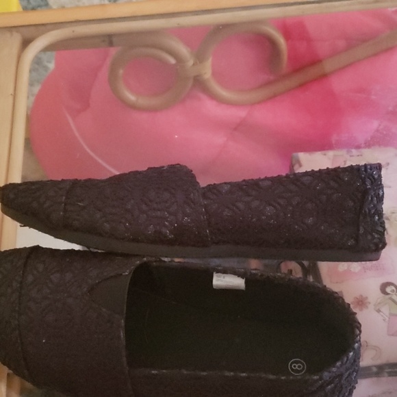 Flats - Picture 2 of 4